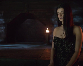 Freya Allan, Agnes Born, Anya Chalotra - The Witcher s02e01e03 (2021)