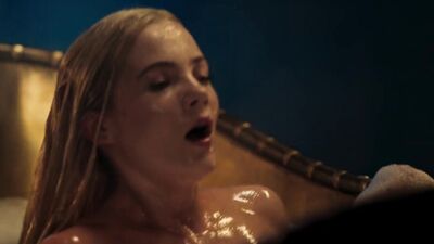 Freya Allan, Agnes Born, Anya Chalotra - The Witcher s02e01e03 (2021)
