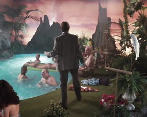 Shelley Long, Monique Gabrielle - Night Shift (1982)