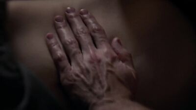 Melissa Roxburgh naked - Manifest s02e05 (2020)