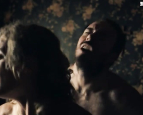 Sarah-Jeanne Labrosse, Maxime Morin, Julie LeBreton, Melodie Cyr - Les Pays d'en Haut s01e02e04e06e07e08 (2015)