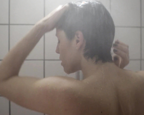 Jasmin Gerat, Natalia Rudziewicz - The Team s01e04 (2015)