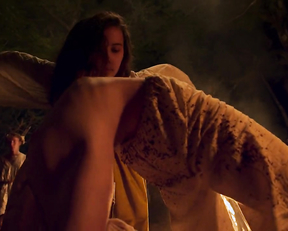 Amaia Aberasturi, Garazi Urkola - Nude Coven (Akelarre) (2020)