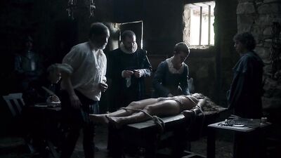 Amaia Aberasturi, Garazi Urkola - Nude Coven (Akelarre) (2020)