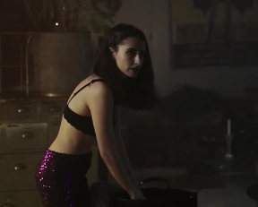 Dilan Gwyn, Josephine Bornebusch, Gorel Crona - Love Me (Alska mig) s01e01e01-05 (2019)