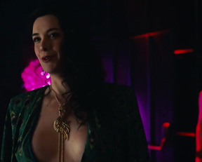 Dana Aliya Levinson naked - American Gods s03e08 (2021)