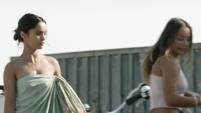 Lola Le Lann, Matilda Marty-Giraut, Karidja Toure - Versus (2019)