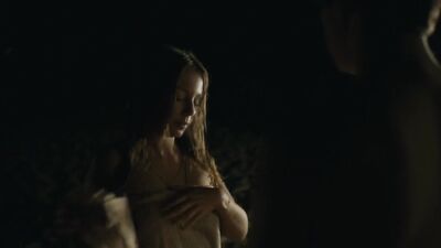 Lola Le Lann, Matilda Marty-Giraut, Karidja Toure - Versus (2019)