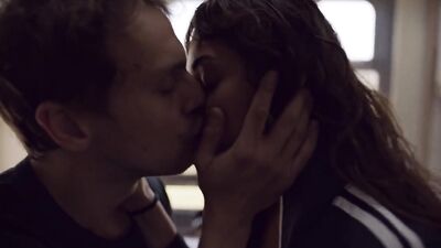 Dilan Cicek Deniz naked - One-Way to Tomorrow (Yarina Tek Bilet) (2020)