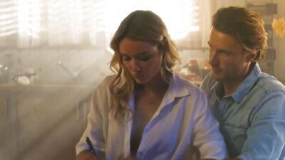 Katrina Bowden, Kimie Tsukakoshi - Great White (2021)