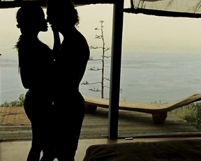 Sarah Wright, K. D. Aubert, Alexie Gilmore - Surfer, Dude (2008)