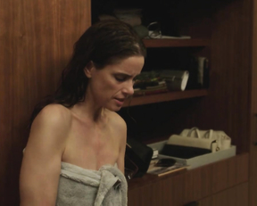 Anni Krueger, Lisanne Begin, Inga Lekhanova - The Romanoffs s01e04 (2018)