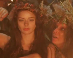 Katarzyna Bujakiewicz naked - Stara basn. Kiedy slonce bylo bogiem (2003)