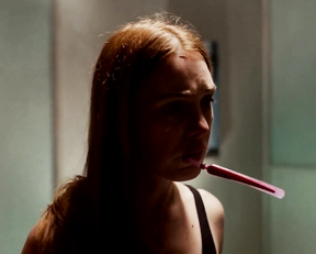 Laetitia Dosch, Leonie Simaga - Jeune Femme (2017)