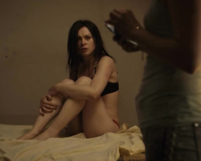 Anca Dumitra nude - Doing Money (2018)