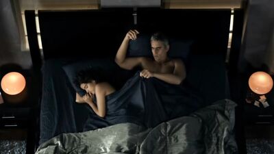 Isabel Cristina Cadavid, Linda Callejas - Sin Tetas No Hay Paraiso (2010)