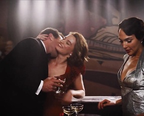 Gal Gadot, Emma Mackey - Death on the Nile (2022)