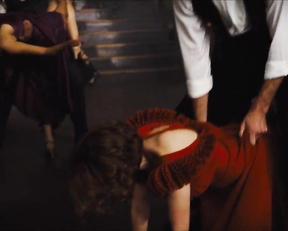 Gal Gadot, Emma Mackey - Death on the Nile (2022)