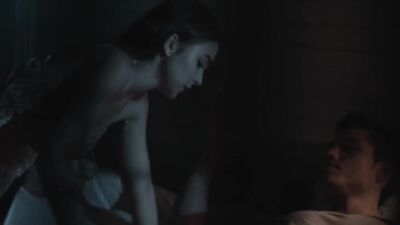 Julia Barretto nude - Bahay na Pula (2022)