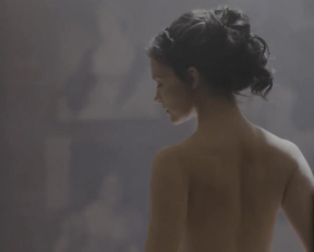 Emily Barber, Simone Ashley - Bridgerton s02e05-08 (2022)