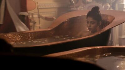 Emily Barber, Simone Ashley - Bridgerton s02e05-08 (2022)