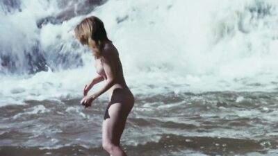 Sondra Currie, Regina Carrol nude, Ellyn Stern - Jessi's Girls (1975)