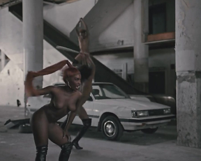 Latonya Swann, Kyla Chaney, Briana Williams - Crazy (2022)