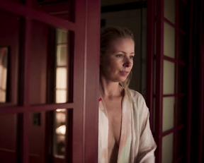 Elin Klinga, Julia Dufvenius Wollter, Anja Lundkvist, Sofia Helin - Lust s01e01-07 (2022)