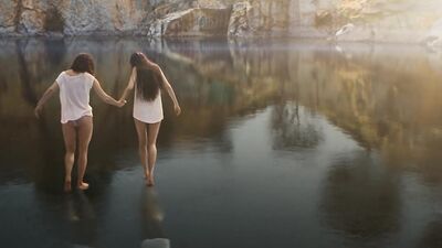 Olivia Baglivi, Candela Captian, Paula Losada, Maria Pedraza - Dancing on Glass (Las niñas de cristal) (2022)