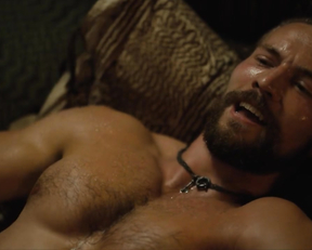 Laura Berlin, Frida Gustavsson - Vikings Valhalla s01e01e06e07 (2022)