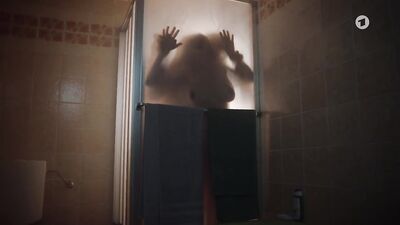 Katharina Wackernagel nude - Mord mit Aussicht s04e06 (2022)