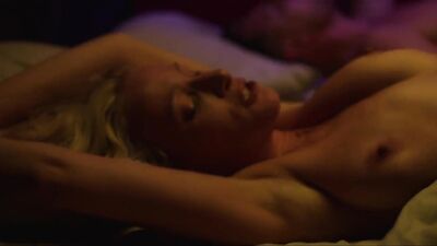 Valeriia Shutovskaya, Isabelle Eidlen, Oksana Akinshina - The telki s01e01 (2022)