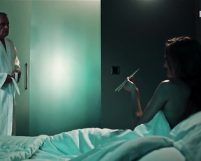 Alma Hasun nude - Vorstadtweiber s01e59 (2022)