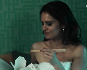 Alma Hasun nude - Vorstadtweiber s01e59 (2022)