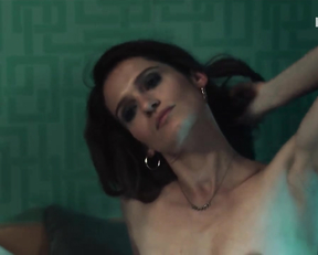 Alma Hasun nude - Vorstadtweiber s01e59 (2022)