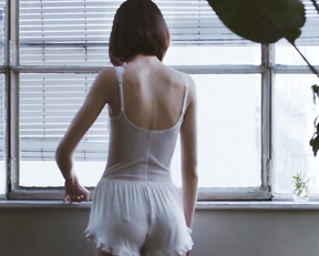 Alba Ribas, Mireia Oriol, Laia Manzanares - Waste (2016)