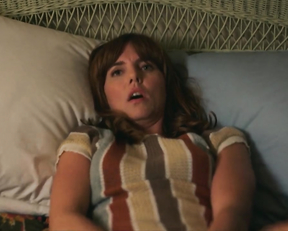 Jessica Lowe, Trishna, Courtney Hawkins, Kim Senser, Ophelia Lovibond - Minx s01e01-02 (2022)