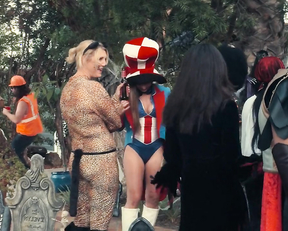 Sophie Marceau, Yana Popova – I Love America (2022)