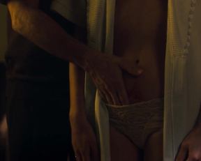 Marta Nieto, Carla Campra, Ana Tomeno - Feria The Darkest Light (Feria La luz más oscura) s01e04-07 (2022)