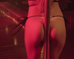 Riley Keough, Taylour Paige – Zola (2020)