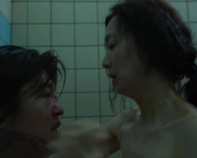 Ji-Ha Lee, Hoyeon Jung - Squid Game s01e02e04 (2021)