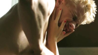Katja Herbers nude - Divorce s01e05 (2012)