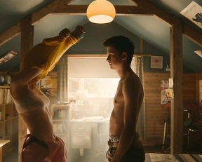 Tanya Reynolds nude - Sex Education s01e06 (2019)