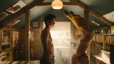 Tanya Reynolds nude - Sex Education s01e06 (2019)
