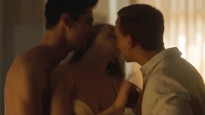 Danna Paola nude - Elite s01e05 (2018)