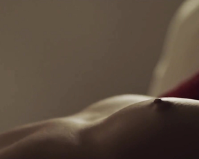 Monia Chokri, Juliette Gosselin - Fragile s01e01-03 (2019)