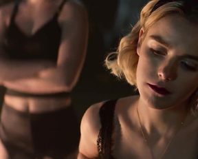 Tati Gabrielle, Adeline Rudolph, Abigail F. Cowen - Chilling Adventures of Sabrina s01e02-07 (2018)