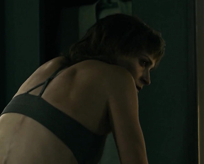 Amanda Collin, Niamh Algar - Raised by Wolves s02e03e05e06 (2022)