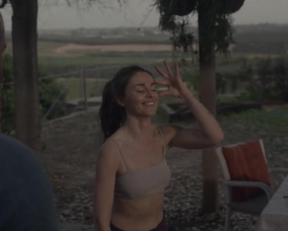 Kaelen Ohm, Moran Rosenblatt - Hit and Run s01e01e02e04e07 (2021)