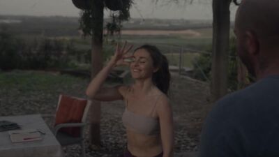 Kaelen Ohm, Moran Rosenblatt - Hit and Run s01e01e02e04e07 (2021)